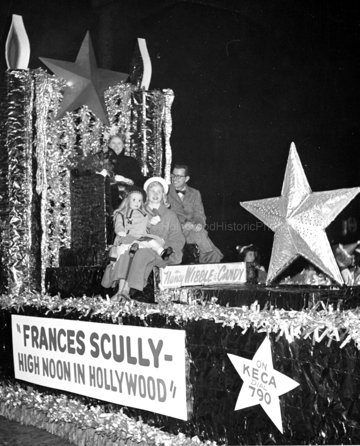 Santa Clause Lane Parade 1950 KECA Radio Frances Scully wm.jpg